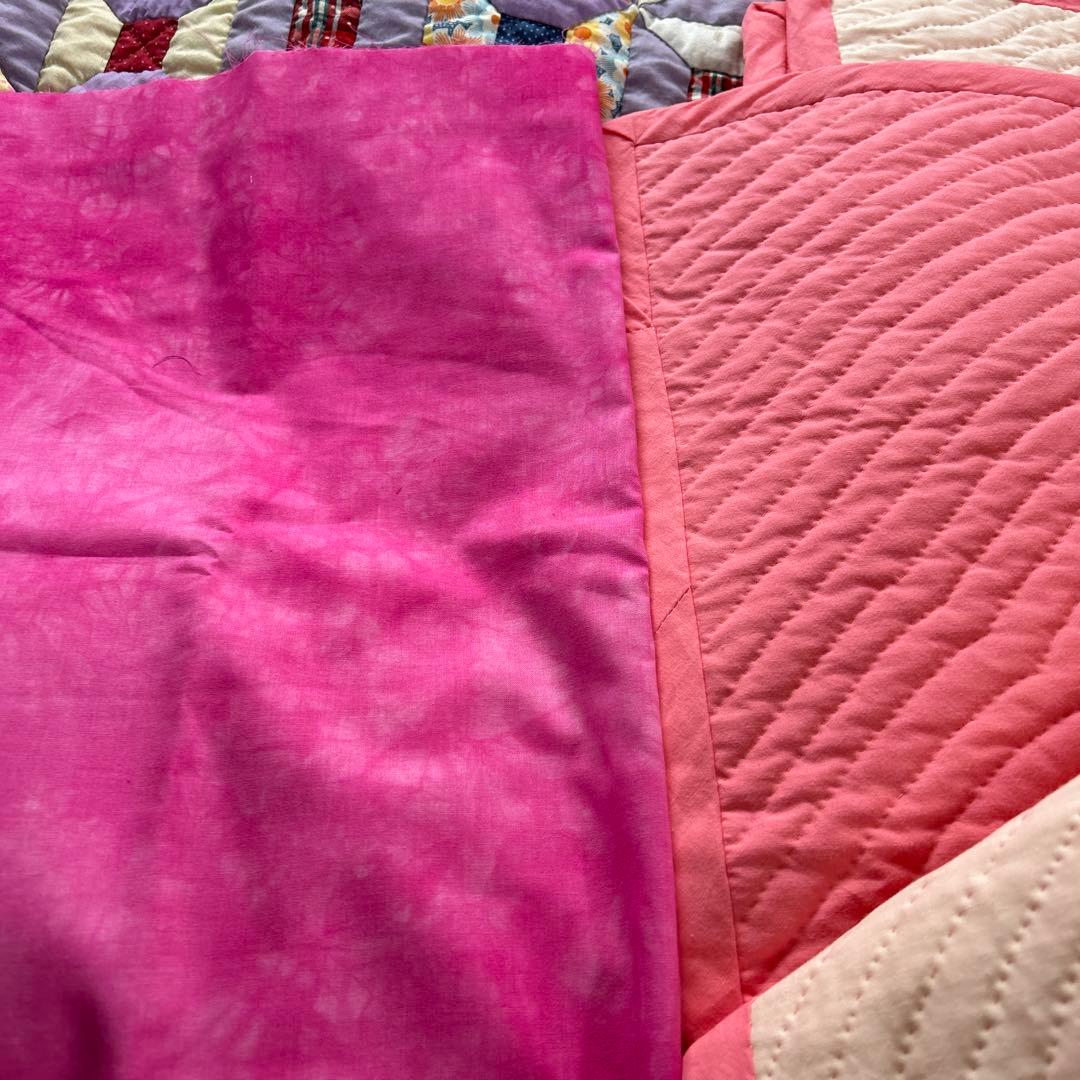 ハワイアンキルトのベッドカバー