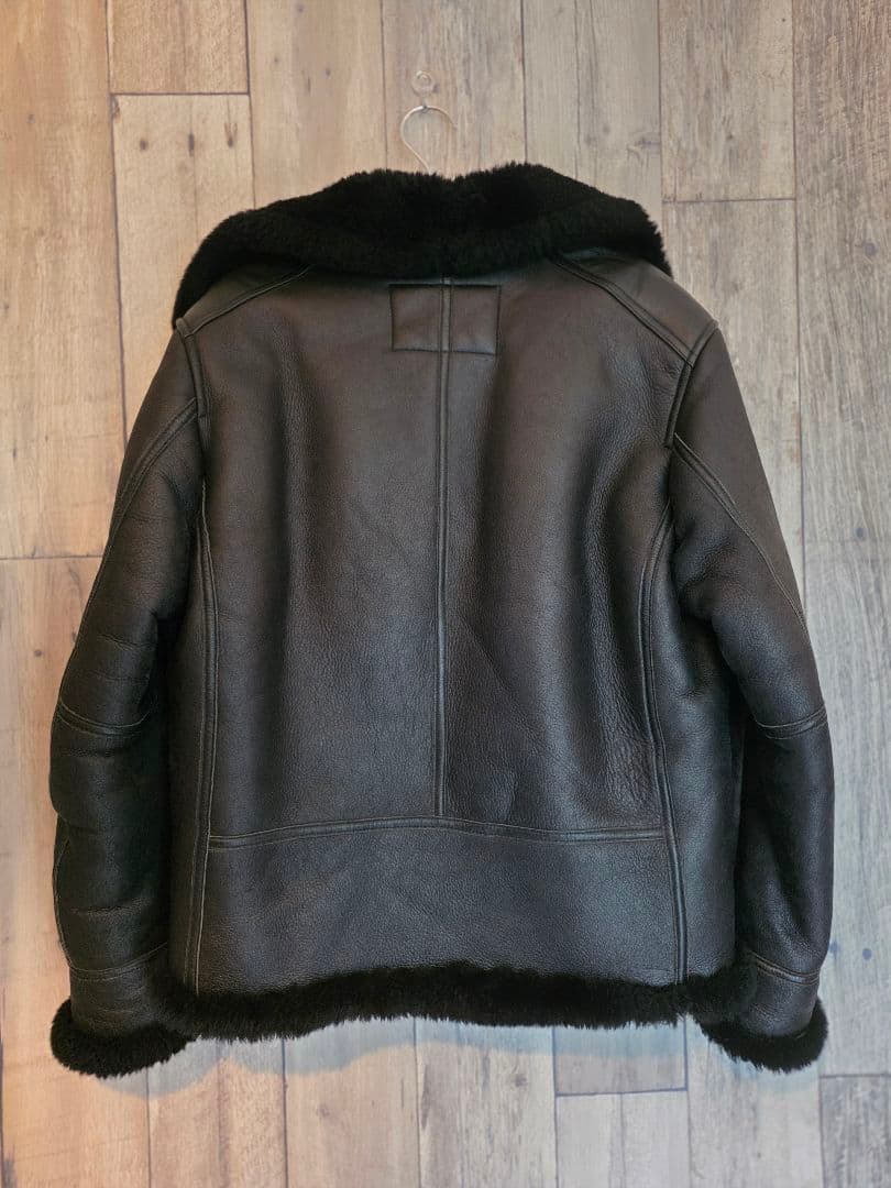 ​【極美品】AVIREX B-3 ムートンジャケット 黒 Lサイズ 羊革