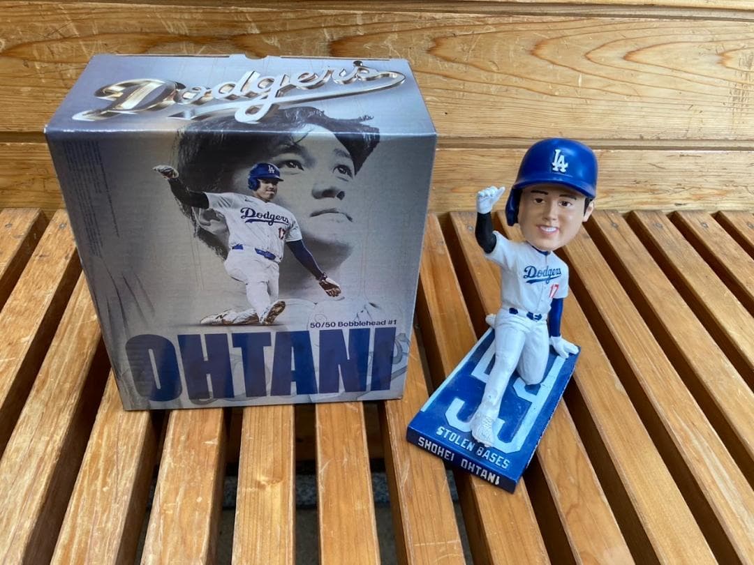 大谷翔平　ボブルヘッド　50/50　ドジャースタジアム配布品