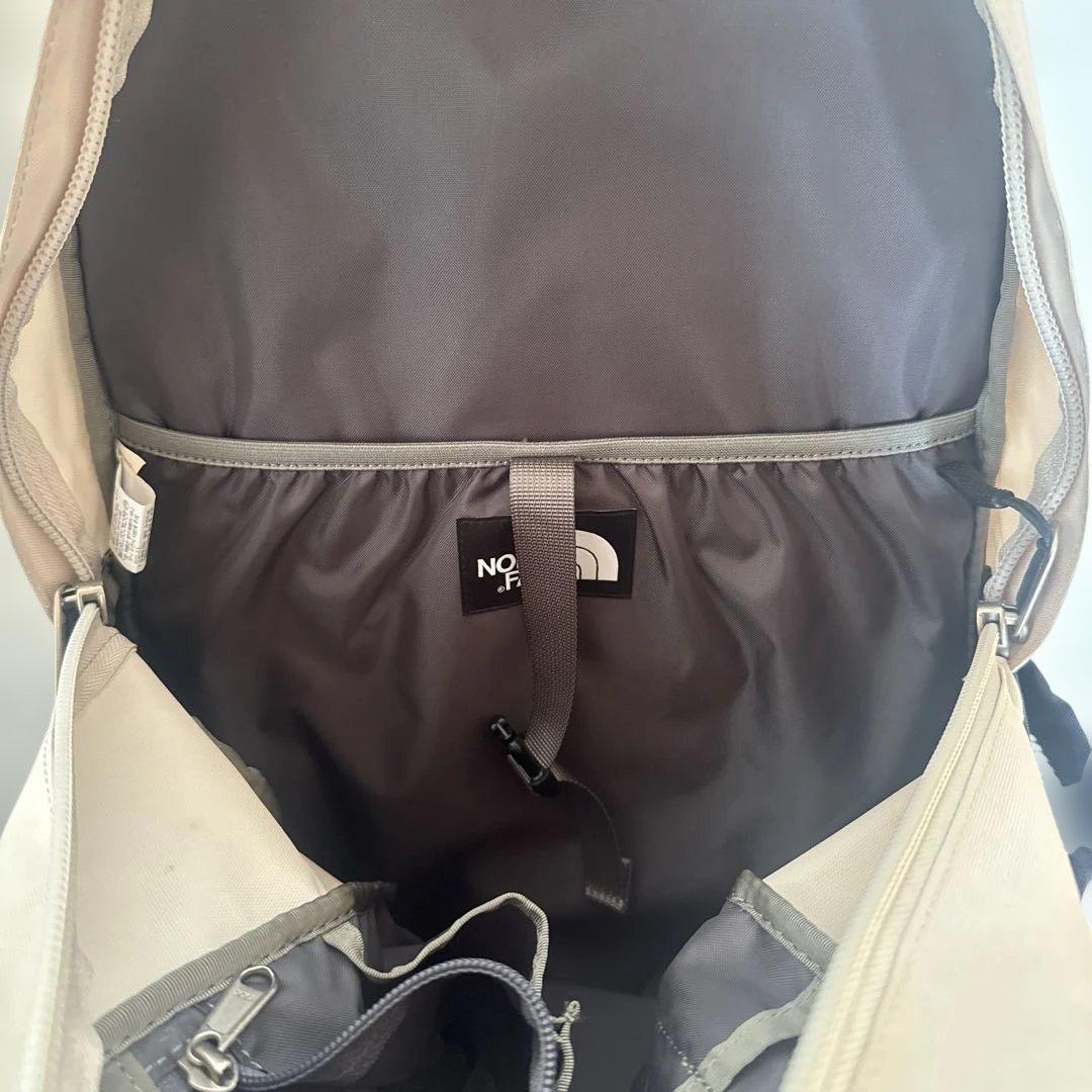 ザ ノースフェイス バックパック リュック ライトベージュ