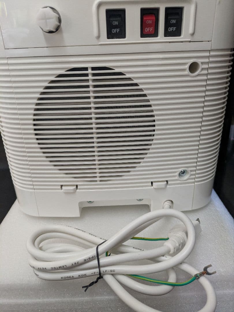 ウォーターサーバー　エブリィフレシャスミニ浄水器