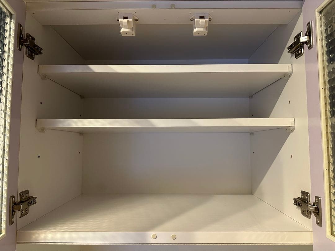 （⭐︎くうさん⭐︎専用）食器棚 ホワイト/ブラウン ガラス扉付き