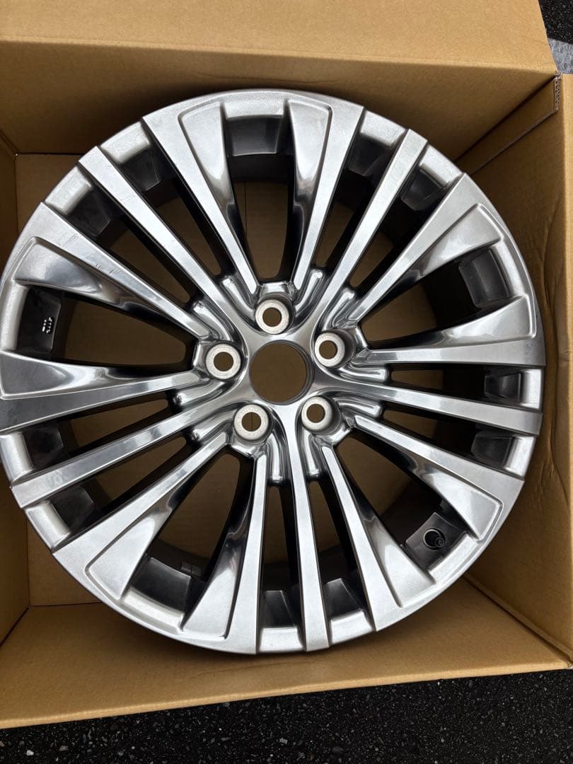 TOYOTA 80ハリアー 純正19インチ　アルミ　1本