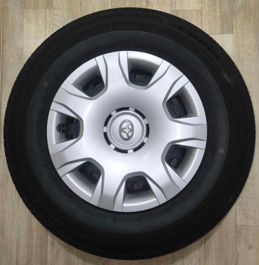 ハイエース　純正タイヤ　4本セット