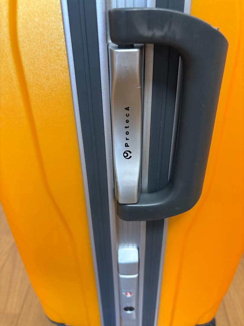美品 大容量 プロテカ エキノックスライトα 95L スーツケース 鍵付き