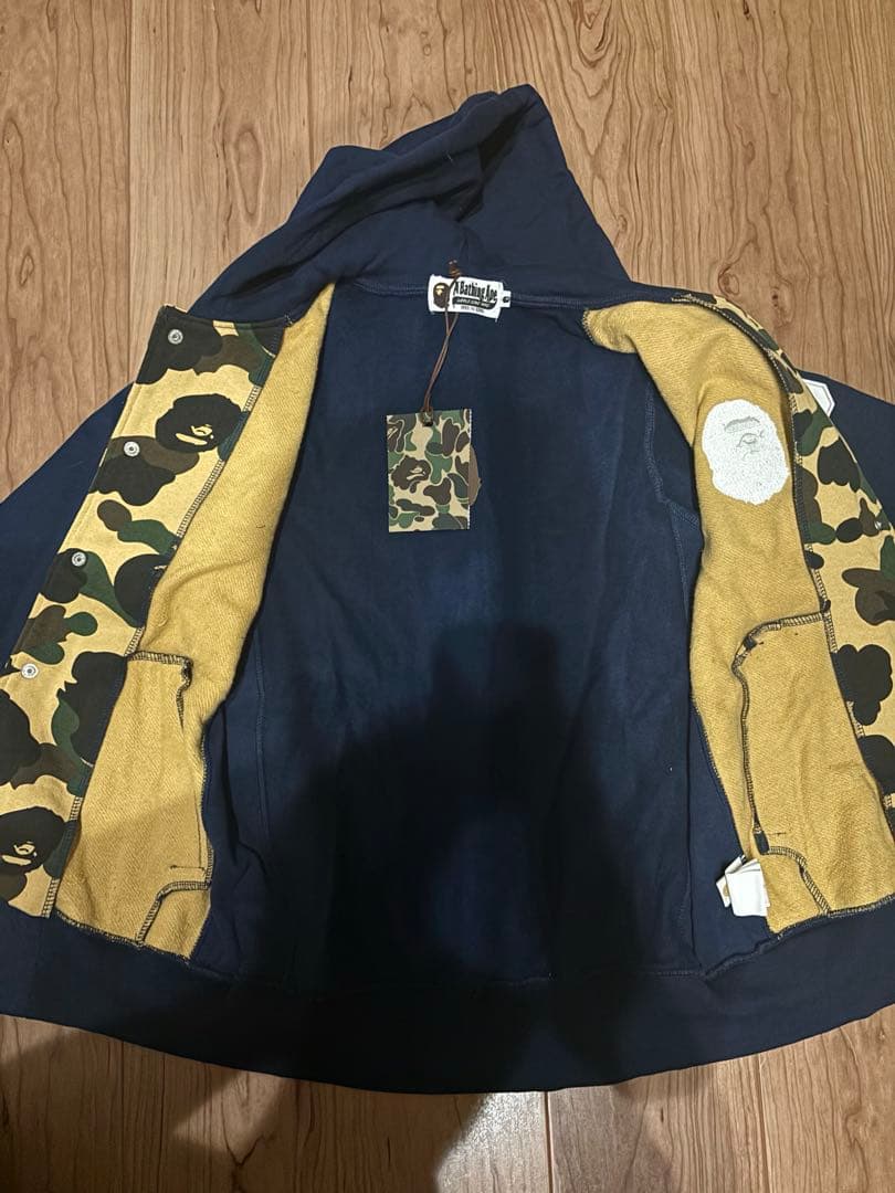 A BATHING APE パーカー　スタジャン　コットン　カモフラ　エイプ