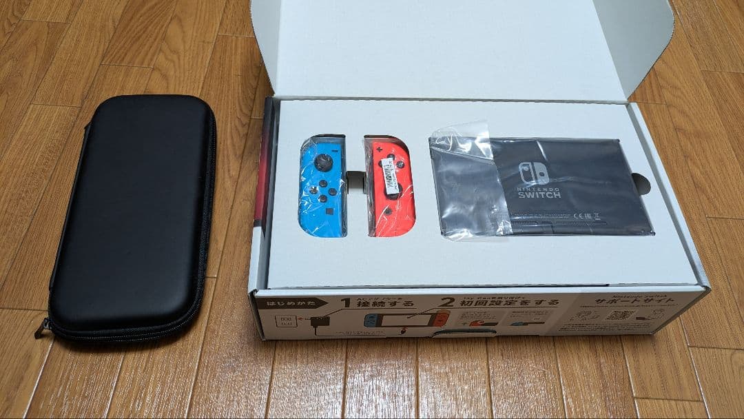 箱付き美品！ニンテンドースイッチ本体（おまけ：ハードケース、128GBのSD）