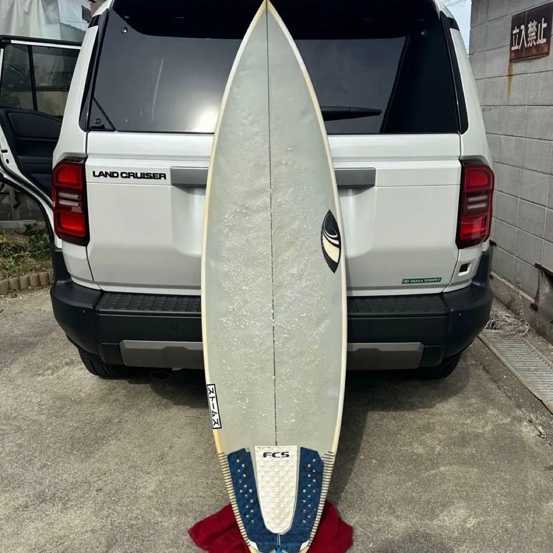 シャープアイ　サーフボード　ストームズ　長さ　5.11