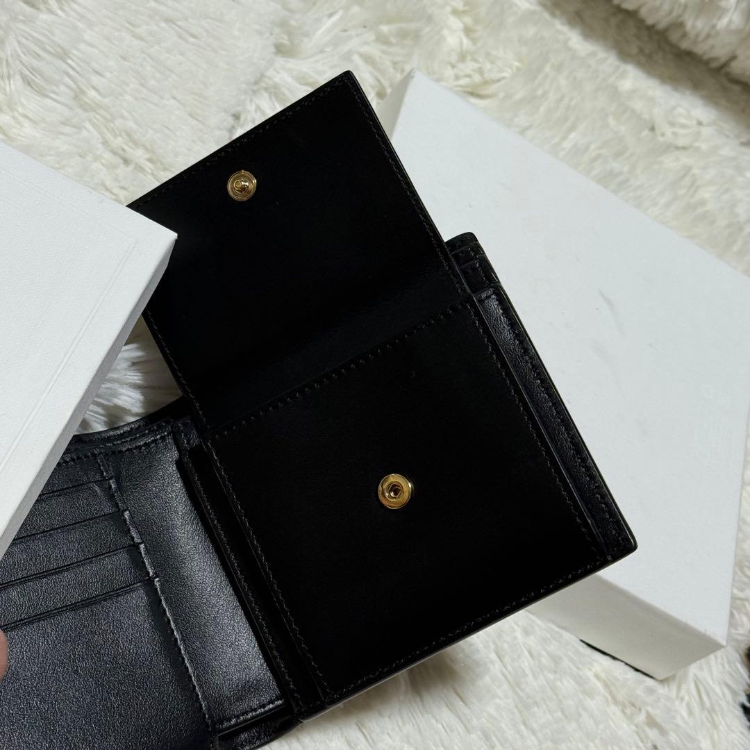 ⭐️未使用品⭐️　CELINE　二つ折り財布　トリオンフ　バイフォールド
