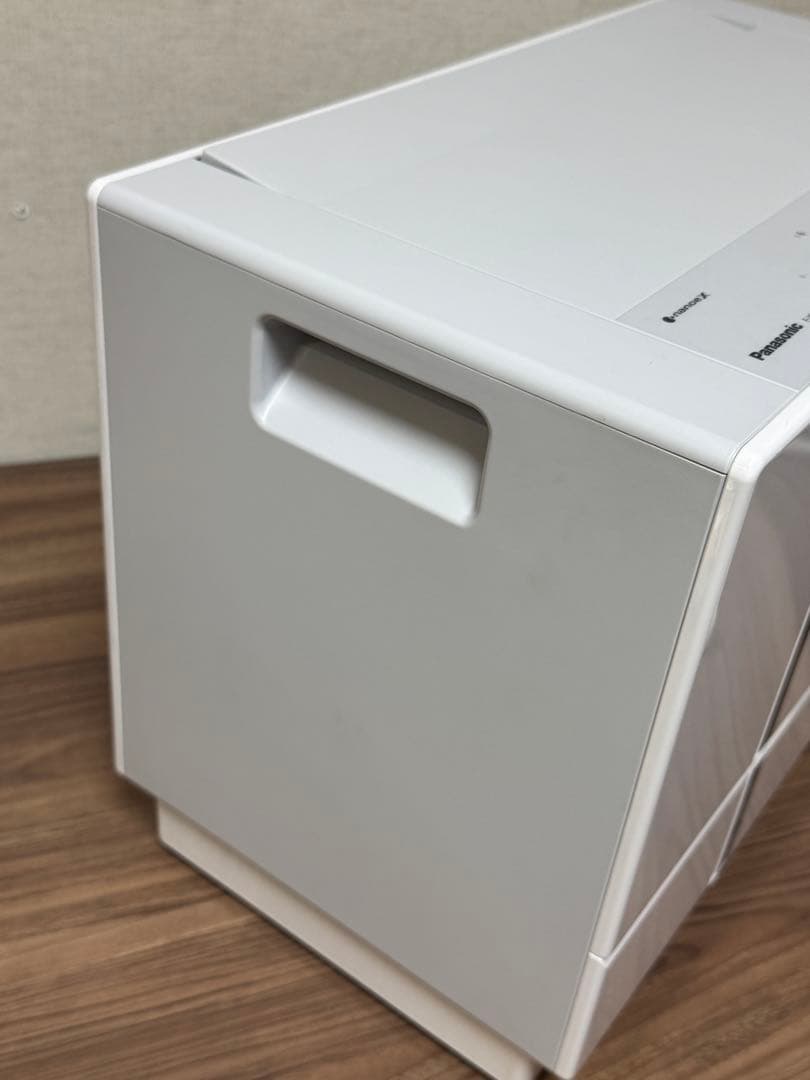 Panasonic パナソニック　除湿機 F-YHUX90