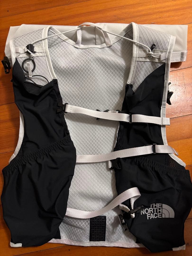 ザ ノースフェイス　TR locket Mサイズ