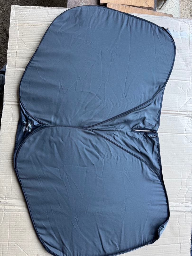 レクサス　ct200h フロントサンシェード