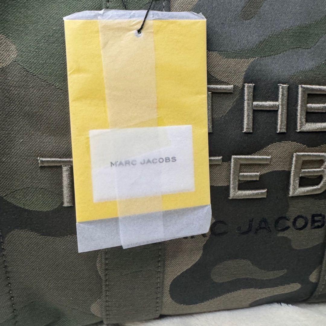 MARC JACOBS THE TOTE BAG カモフラージュ