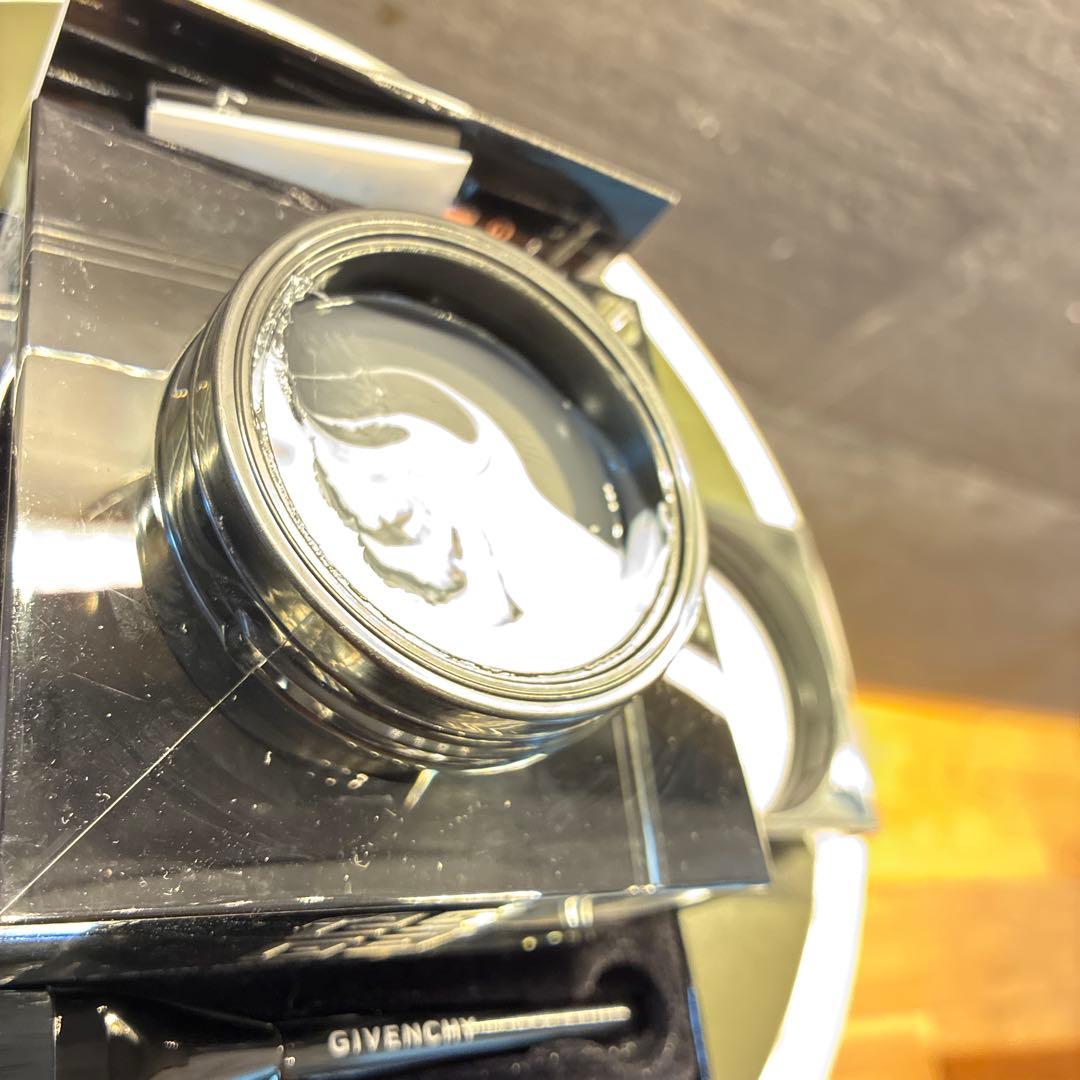 新品　GIVENCHY　ソワン　ノワール　ブラン　マスク