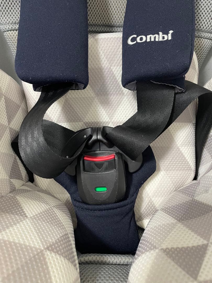 コンビ　クルムーブスマート　エッグショック　チャイルドシート
