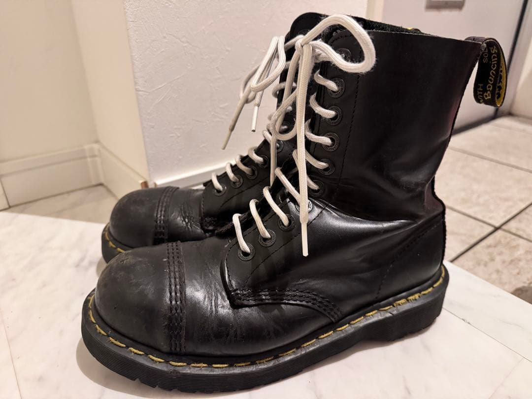Dr. Martens 10ホール ワークブーツ