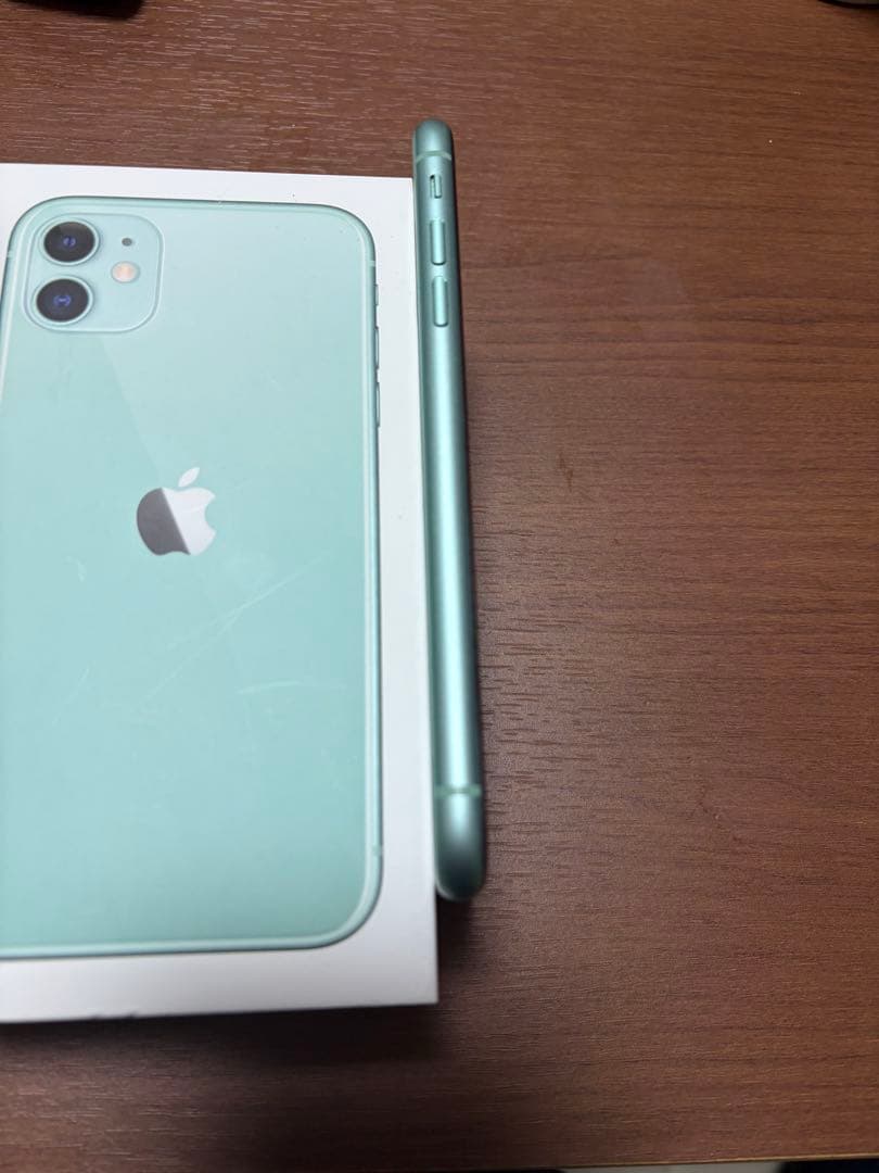 iPhone11 128GB ライトグリーン