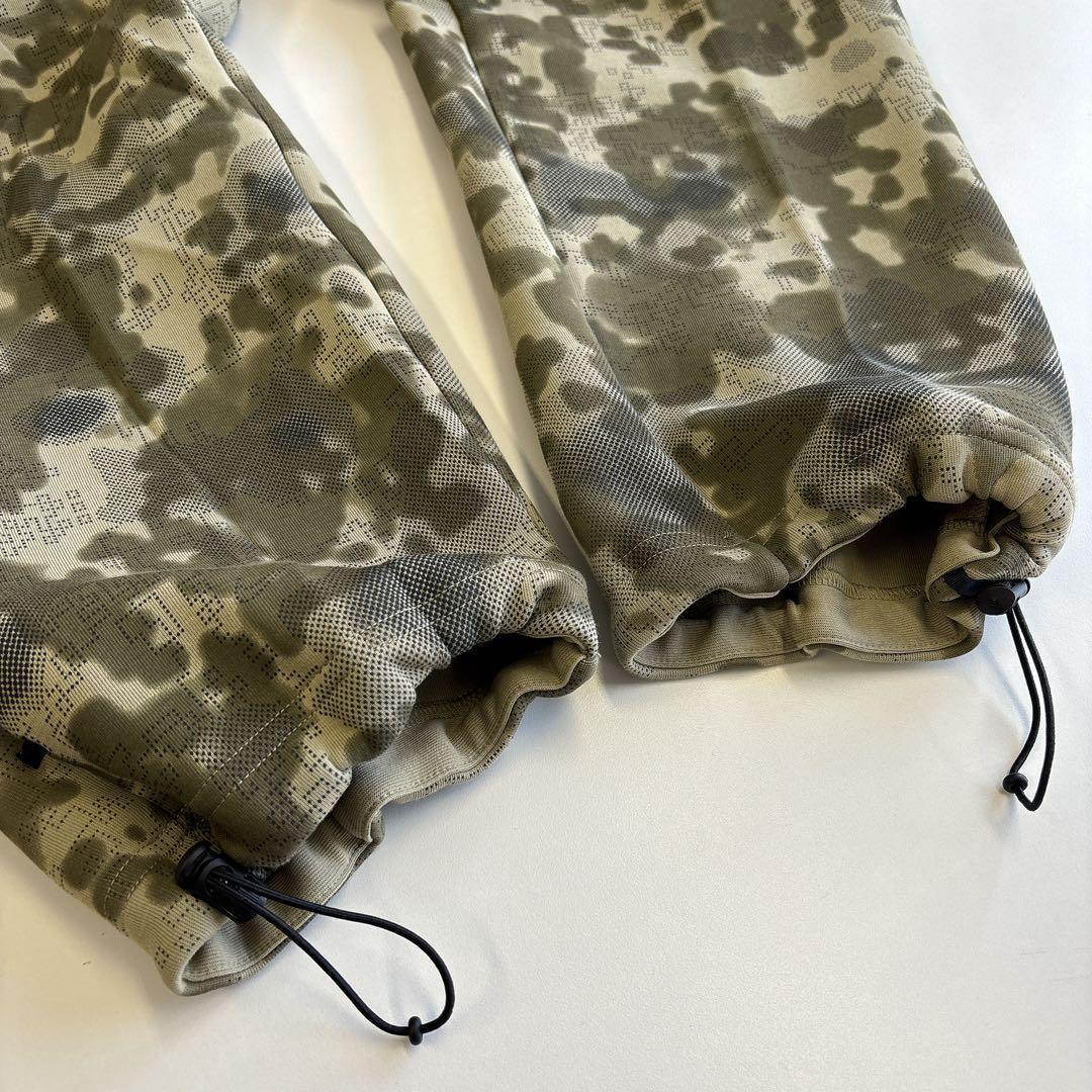 【新品】ナイキ テック メンズ オープンヘム フリース カモ パンツ 2XL