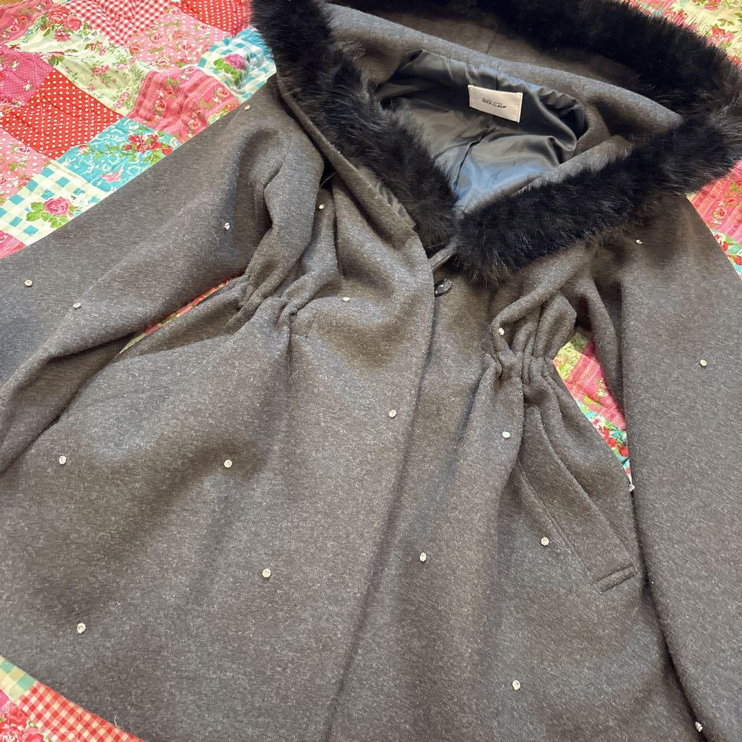 美品　ワンアフターアナザーナイスクラップ　グレー　ビジュー付きミドルコートフリー