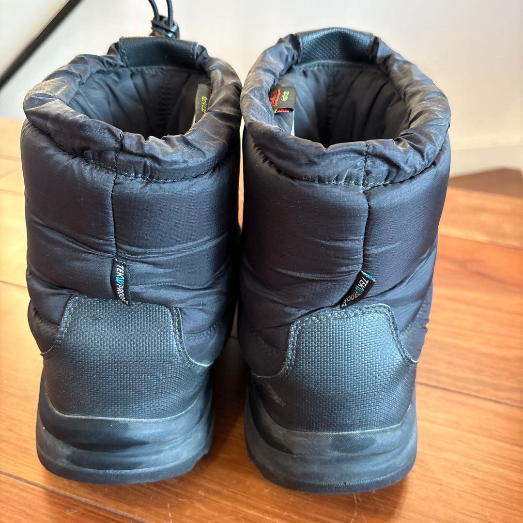 ノースフェイス　ヌプシ　ブーツ