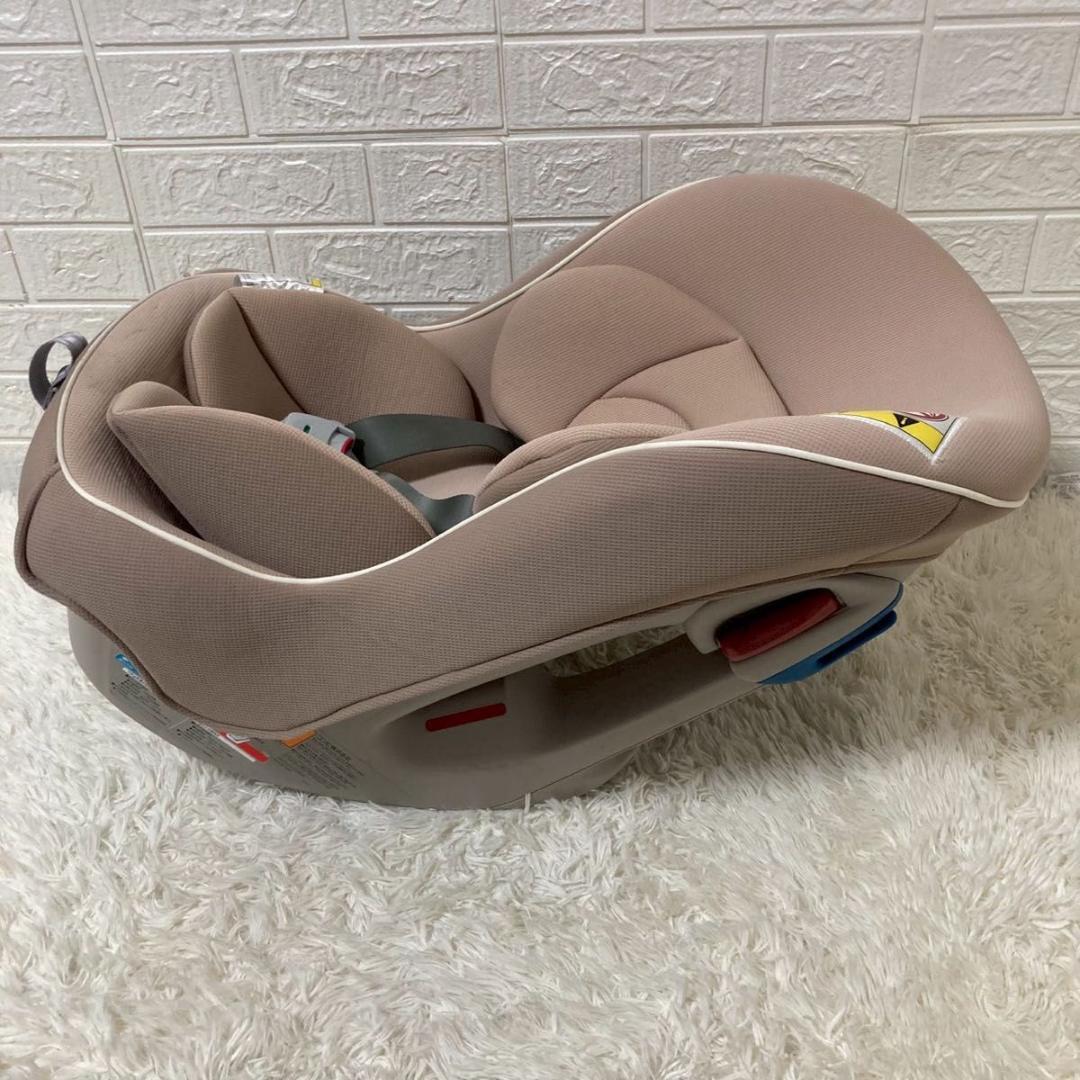 【美品】新生児ok！ コンビ チャイルドシート　コッコロ　ヘーゼルナッツ