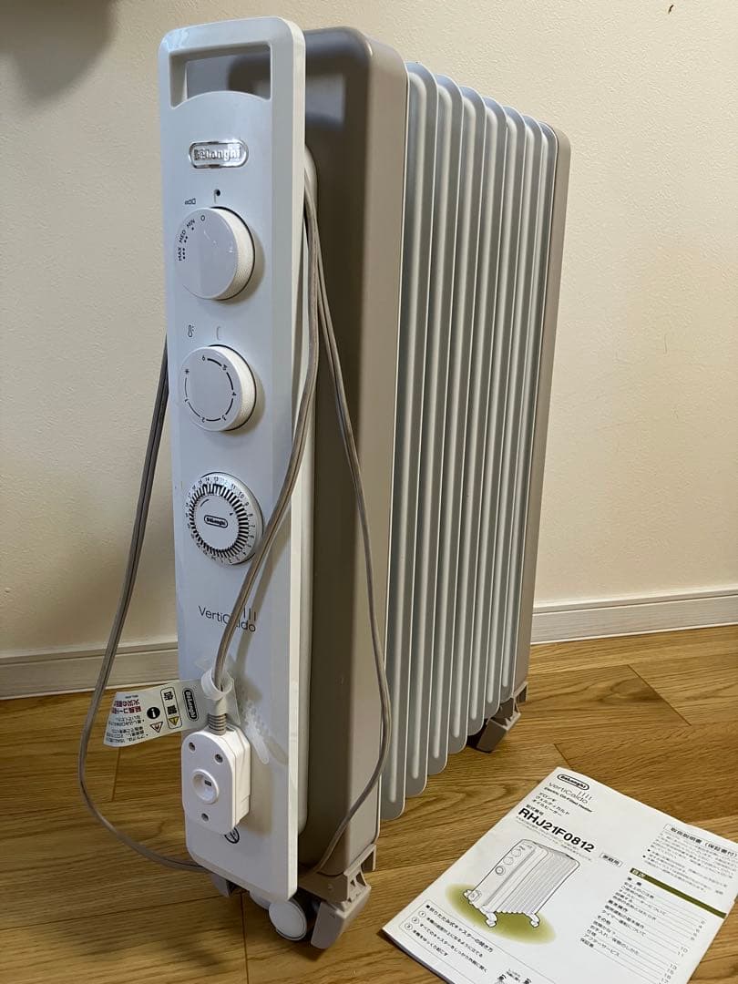 DeLonghi VertiCaldo オイルヒーター RHJ21F0812