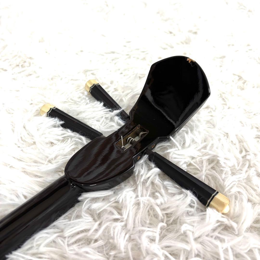 ✨美品✨沖縄 三線 真壁型 本蛇皮 黒漆 三味線 爪 ケースリュック 演奏可能