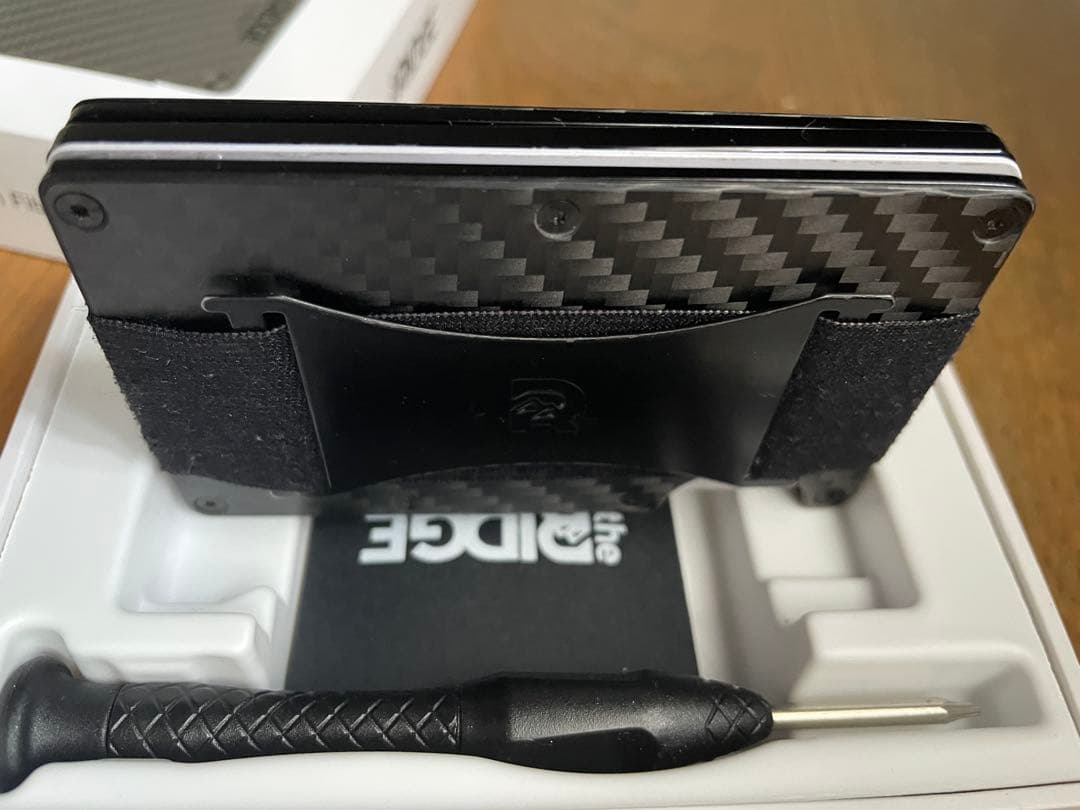 ザリッジ the RIDGE カーボンファイバーウォレット　マネークリップ