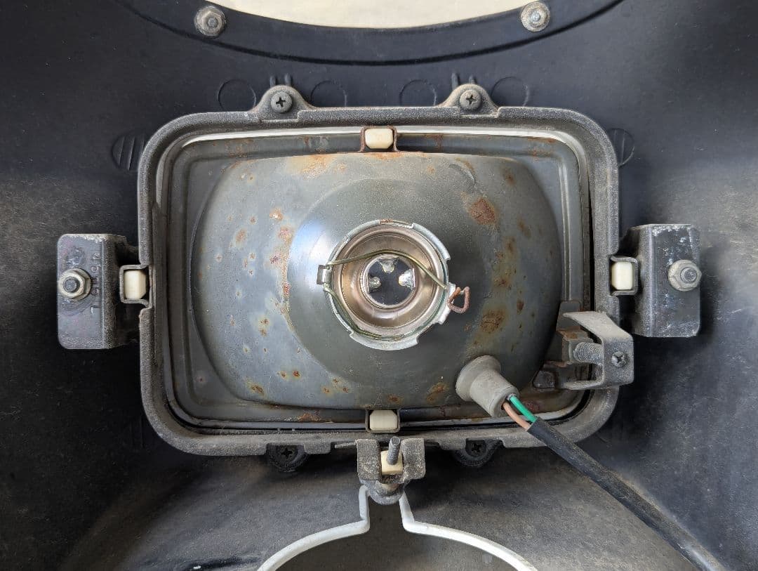 MC11 NS250R アッパーカウル 　ステー付き