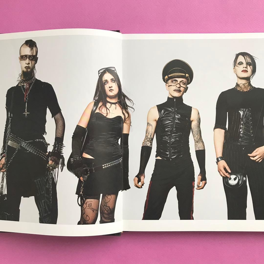 洋書 The Disciples by James Mollison