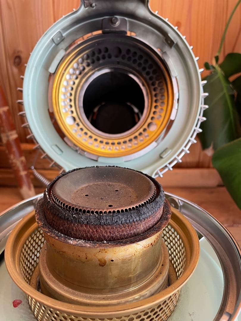 間も無くやってくる冬に備えて！！Aladdin 石油ストーブ　BF3911