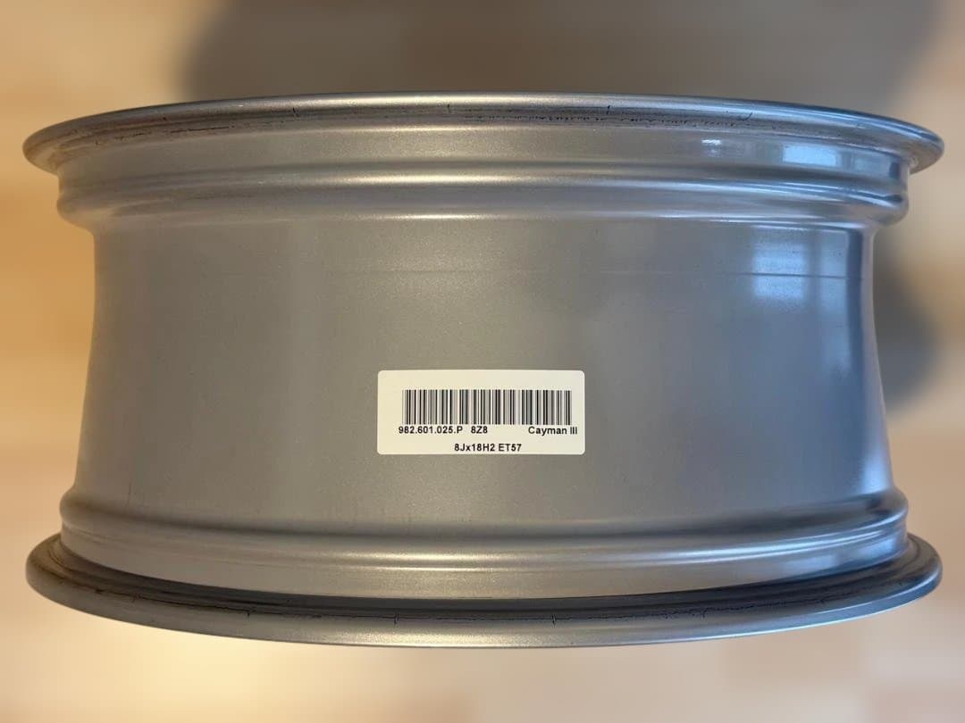 ポルシェ718ケイマン純正18インチ アルミホイール前後4本セットの1/2