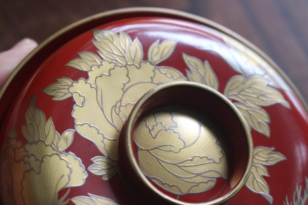 時代逸品！上質朱漆に極上牡丹蒔絵の映えるお椀2点（検輪島塗蒔絵椀吸い物椀