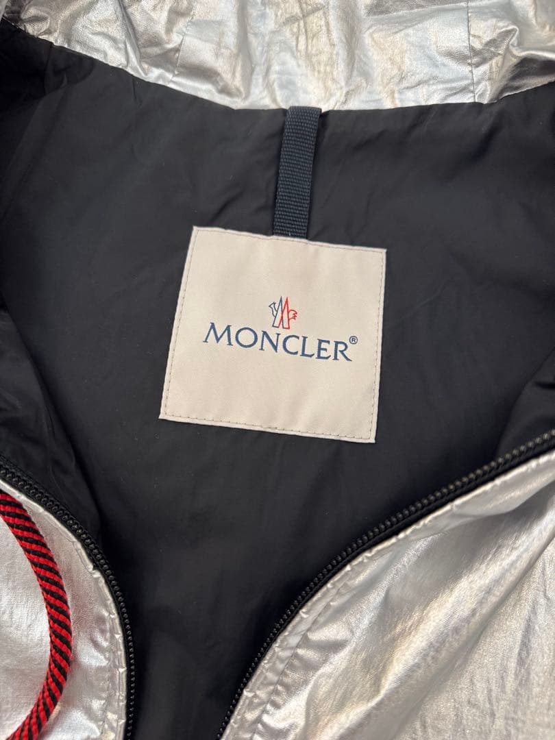 MONCLER モンクレール　シルバー ナイロン　ジャケット