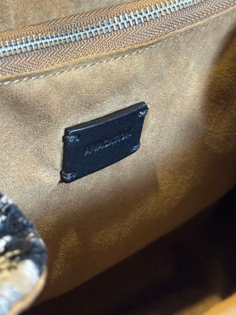 A VACATION pillow SHADOW ピロー　クラッチバッグ