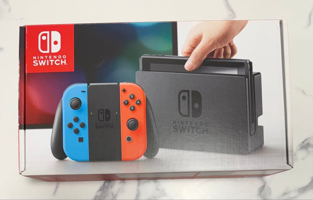 【美品】Nintendo Switch 赤/青 本体一式＋専用カバー