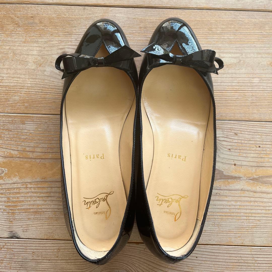 Christian Louboutin ブラック フラットシューズ