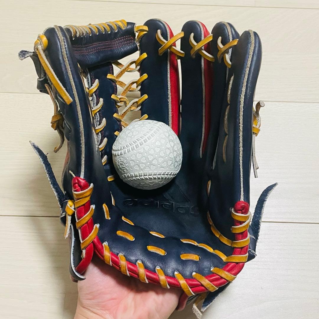 アディダス軟式外野用グラブ