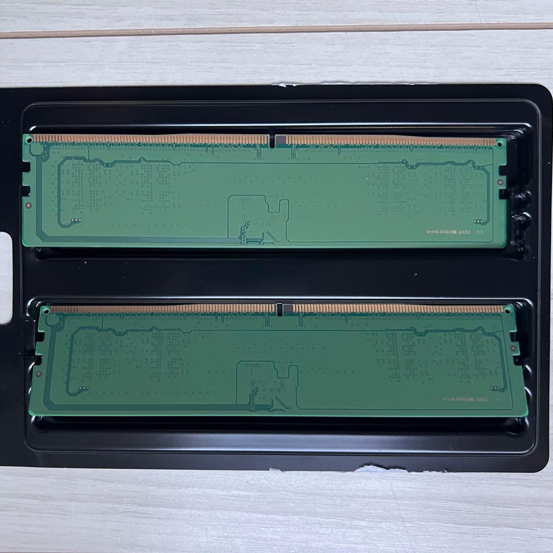 週末限定価格DDR5 8GB x2枚（16GB） デスクトップ用メモリ