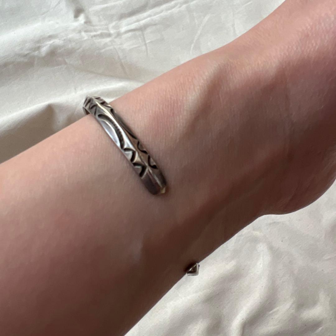 レイアダカイ　バングル