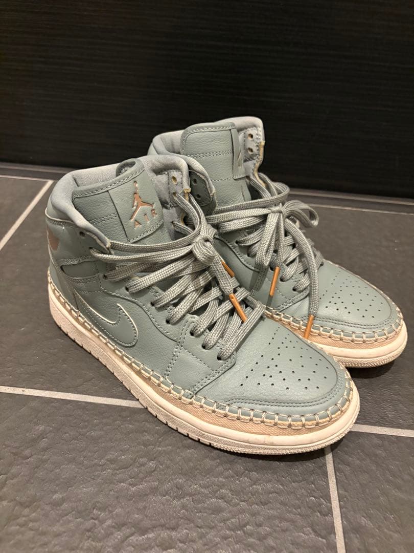 エアジョーダン1 レトロハイ　スニーカー　ミカグリーン　ウィメンズ