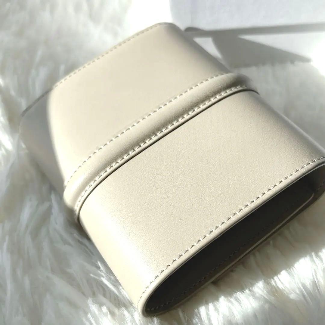 極美品✨CELINE スモールトリフォールドウォレット16 （セーズ）折り財布