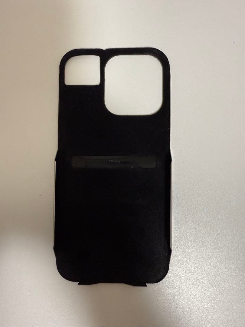 CLAUSTRUM iPhone 16pro スマホケース