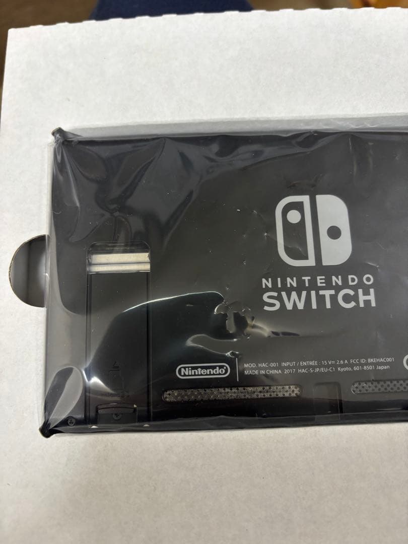Nintendo Switch 本体 赤と青