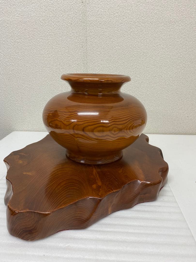3-3293 世界遺産 屋久杉 壺 飾り台付き 花器 花瓶 装飾壺 木壺 無垢材