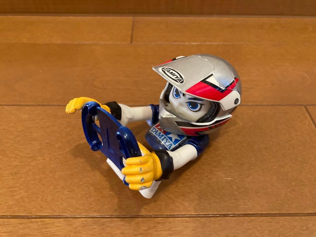 タミヤ コミカルアバンテ