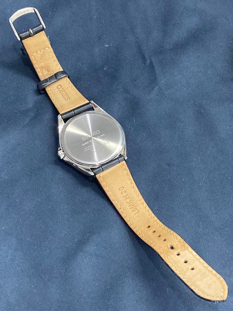 セイコー SBTM295 シルバー色 メンズ ホワイト文字盤 ソーラー 腕時計