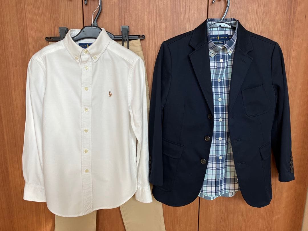 ラルフローレン140スーツ上下セット ボタンダウンシャツ2枚ラルフ靴下2足付き