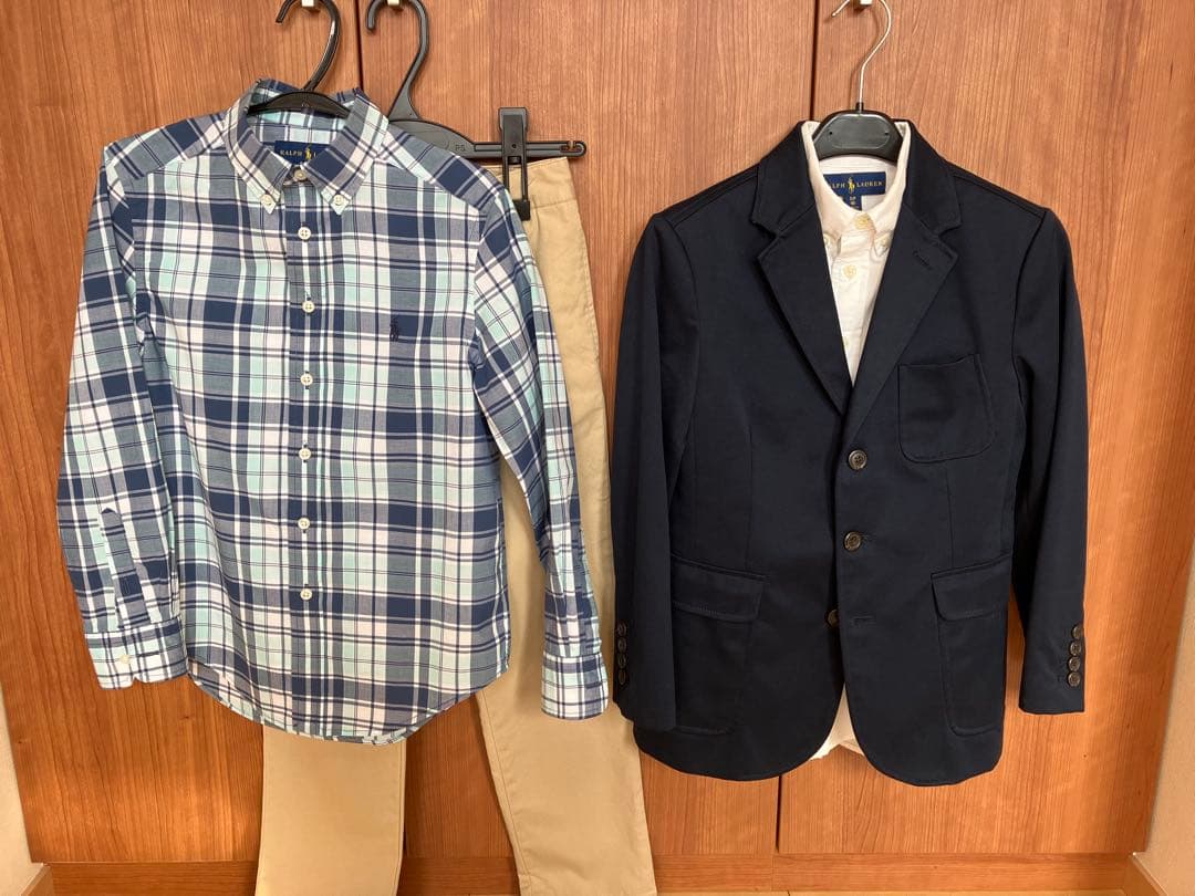 ラルフローレン140スーツ上下セット ボタンダウンシャツ2枚ラルフ靴下2足付き