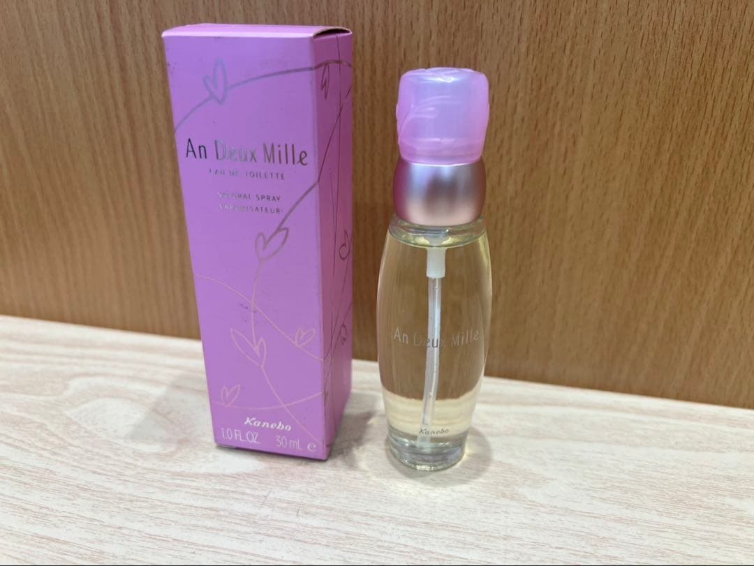 1 カネボウ アンドゥミル オードトワレ スプレイ